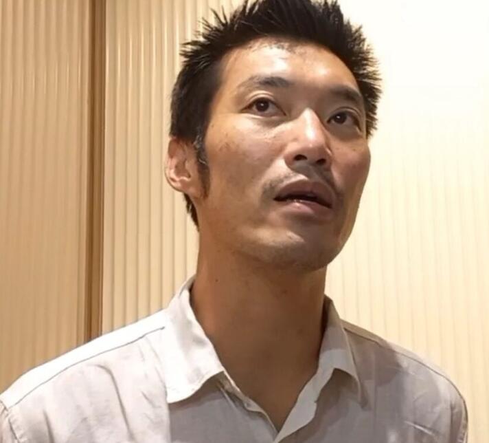 泰籍印度裔男子在书展上将知名政客锁喉
