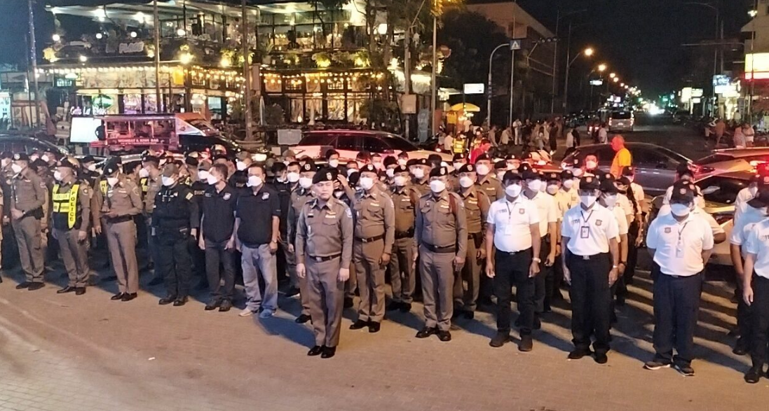 泰国芭提雅警方保障圣诞节和新年期间游客旅游安全
