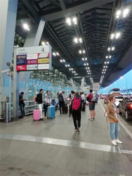 去泰国旅游要怎么申请带关(付多少钱)